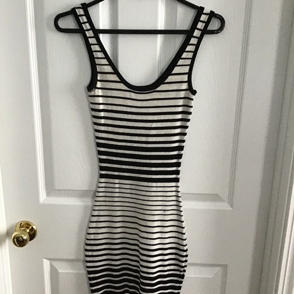 Guess by Marciano mini dress - Picture 1 of 3